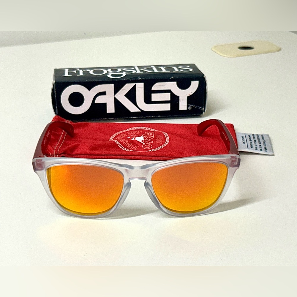 2020 Vtg Oakley Frogskins YEAR OF THE RAT Limited Edition Unisex Sunglasses